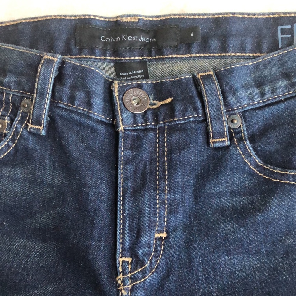 Calvin Klein Women's Flare Dark Blue Denim Washed Jeans Style WG41A50C Size 4X32 - Picture 13 of 13
